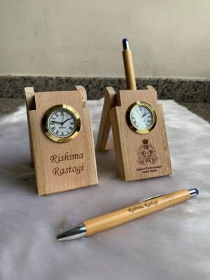 Wooden Pen Stand T 1.0